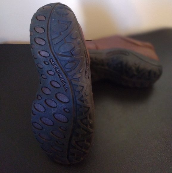 Brown Merrell air cushion moc shoes - Picture 7 of 8